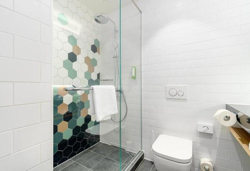 اتاق لوکس, Clarion Hotel Vienna South