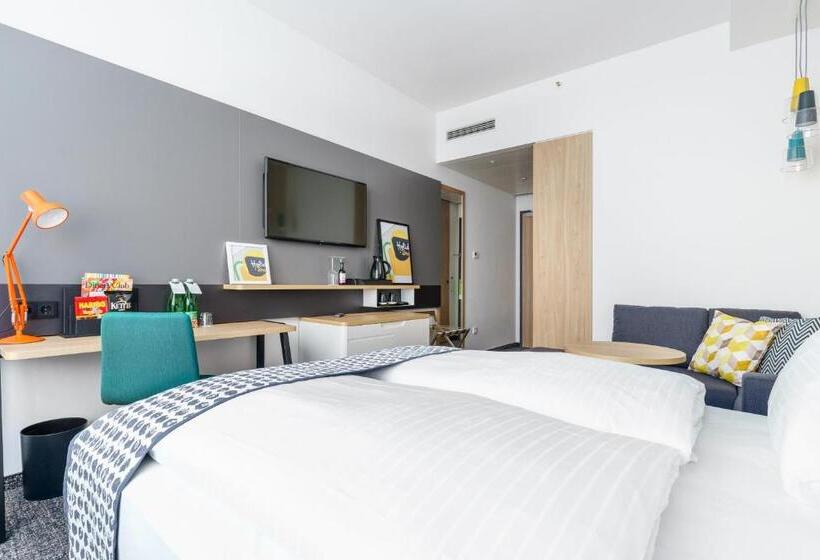 اتاق خانوادگی, Clarion Hotel Vienna South