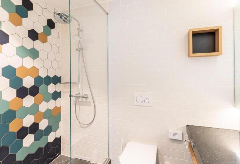 اتاق خانوادگی, Clarion Hotel Vienna South