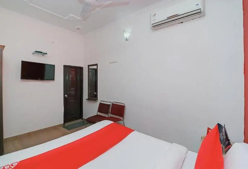 スタンダードルーム, Super Hotel O Mahalaxmi Palace