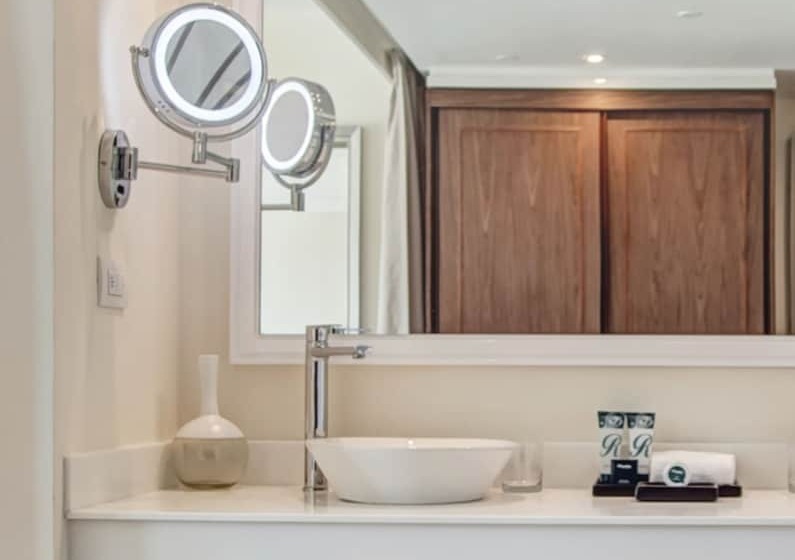 Deluxe Suite Sea View, Royalton Grenada, An Autograph Collection Allinclusive Resort