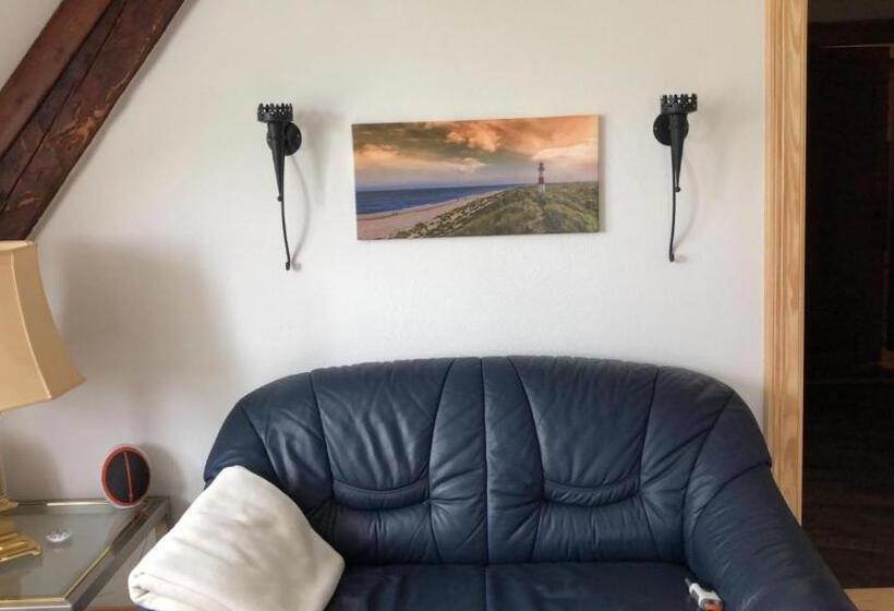 침실 2개 아파트, Altes Pastorat Langenhorn