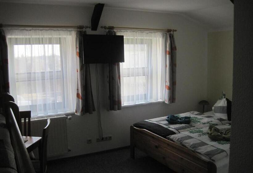 Семейный Номер, Pension Anni