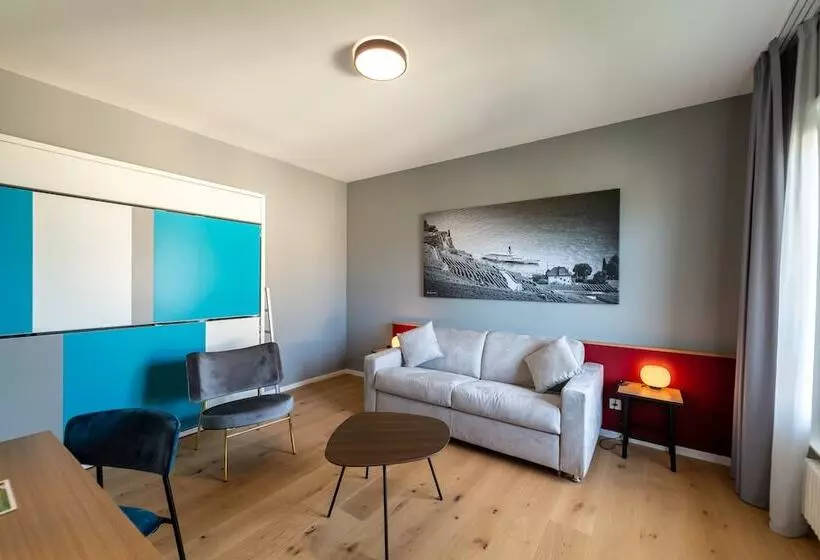 Family Room, Châtonneyre Hotel & Restaurant