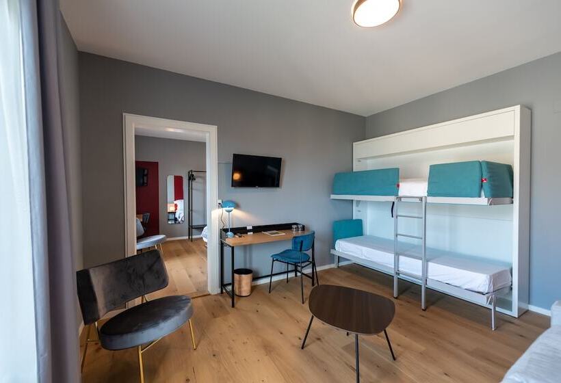 غرفة عائلية, Châtonneyre Hotel & Restaurant