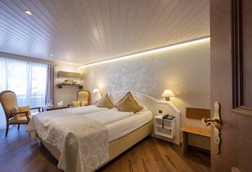 バルコニー付きスーペリアルーム, Seilers Vintage Hotel & Spa