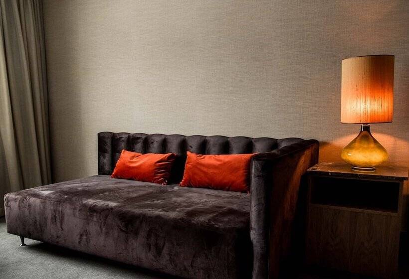 ジュニアスイート, Billingehus