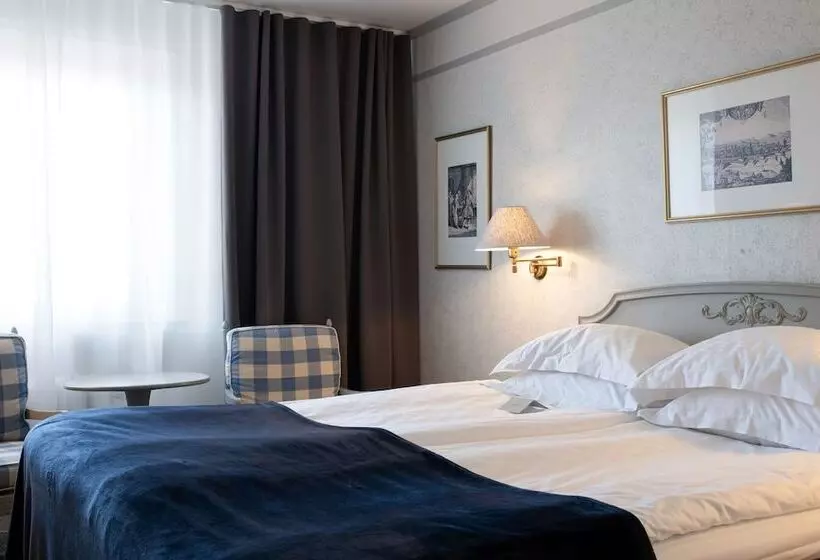 Standart Oda, Elite Stora Hotellet