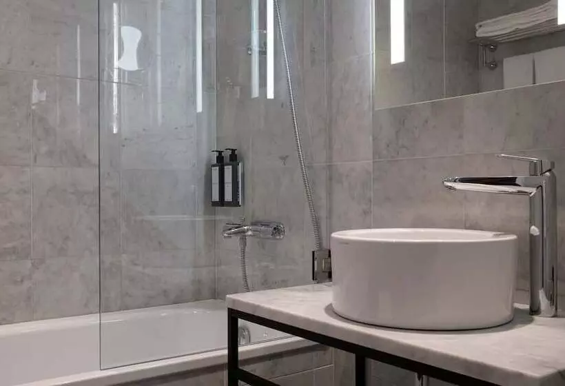 Superior Oda, Elite Stora Hotellet