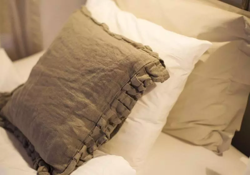 اتاق استاندارد یک نفره, Grand Hotell Hörnan