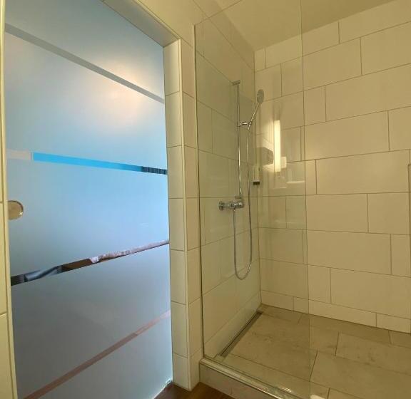 سوییت جونیور, Royal Hotel Zurich