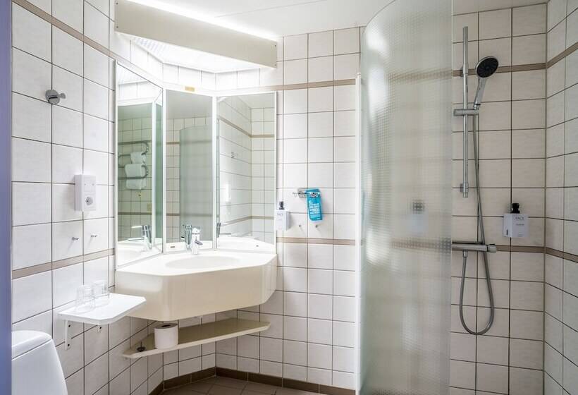 غرفة عائلية, Scandic Södra Kajen