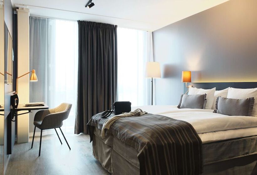 Standard-huone, Scandic Continental