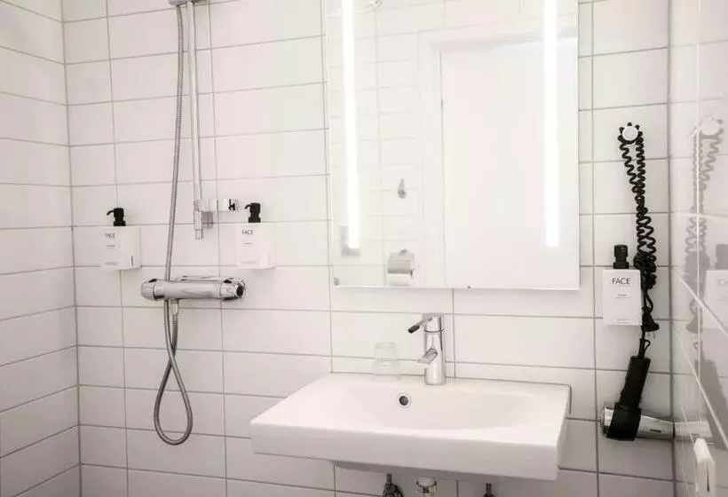 اتاق استاندارد, Scandic Jarva Krog