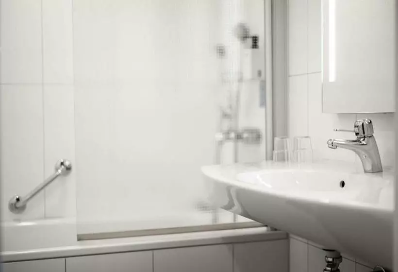 اتاق استاندارد, Scandic Jarva Krog