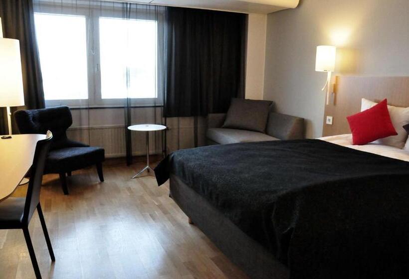 패밀리 룸, Scandic Jarva Krog