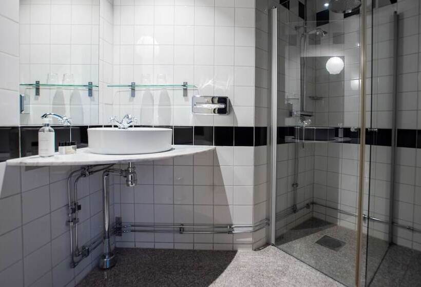 디럭스 룸, The Vault Hotel, Worldhotels Crafted