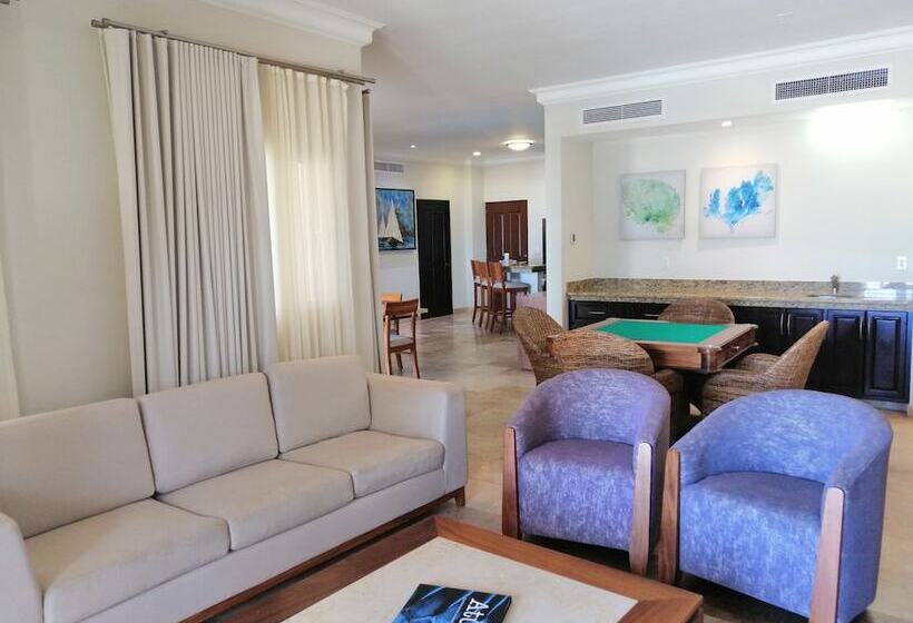 Люкс Deluxe 3 Спальни, Las Villas Hotel & Golf By Estrella Del Mar