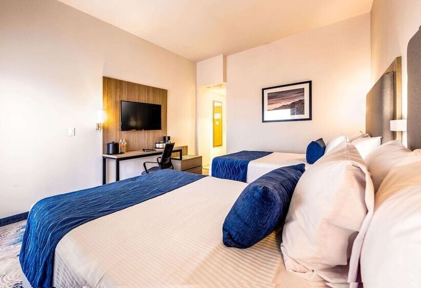 Номер Стандарт 2 Двуспальные Кровати, Comfort Inn Hermosillo Aeropuerto