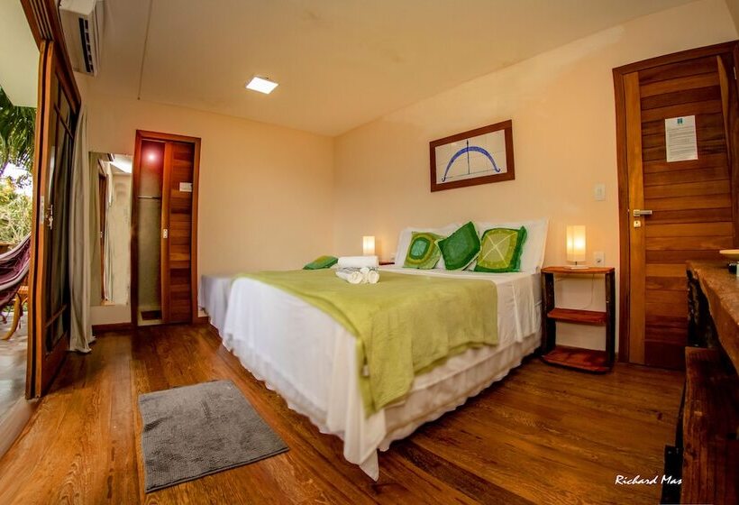 コンフォートトリプルルーム, Pousada Tímia