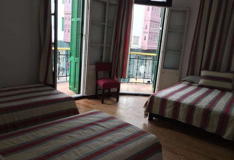 4인용 스탠다드 룸, Regina