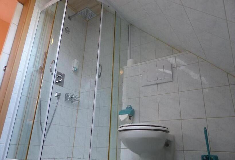 スタンダードルーム, /restaurant Balkan