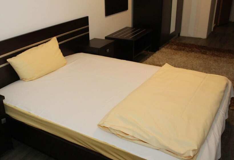 Camera Standard, Terminal Hotel One