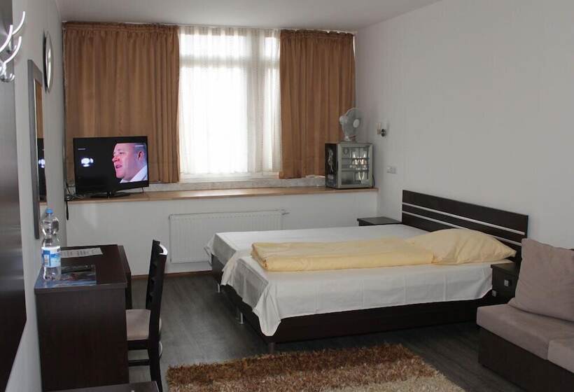 Camera Standard, Terminal Hotel One