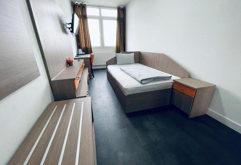 Camera Standard Individuale, Terminal Hotel One