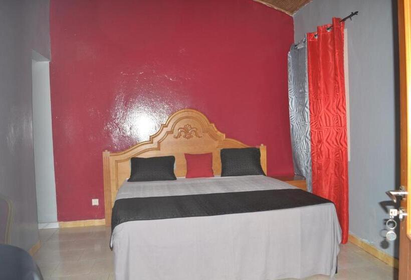 اتاق لوکس, Melia