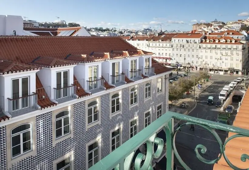 Quarto Quádruplo Standard, The Central House Lisbon Baixa