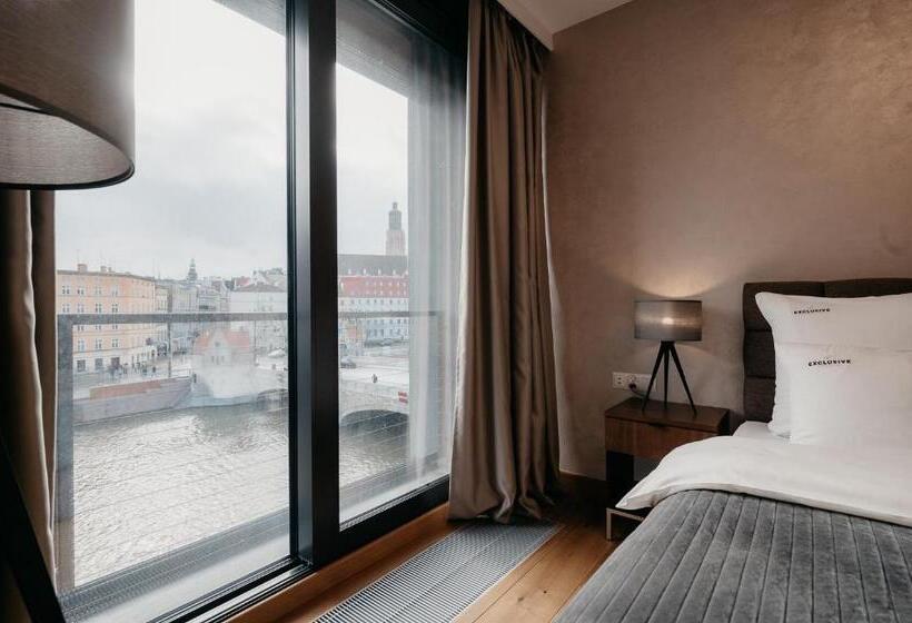 Suíte Presidencial, Inqse Wrocław Marina