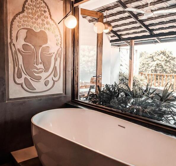 Люкс Повышенной Комфортности, Anamiva, Goa   Am Hotel Kollection