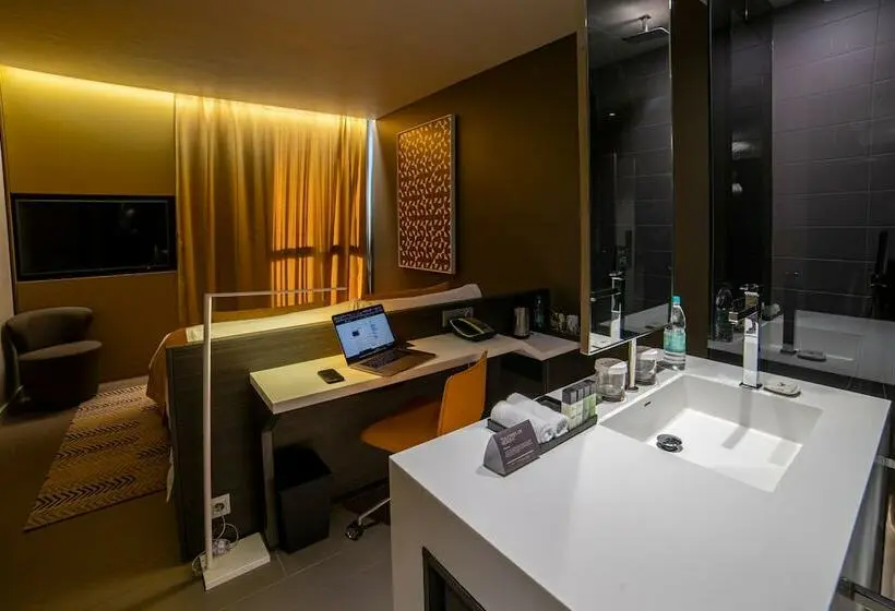 اتاق سوپریور, Noom Hotel Niamey