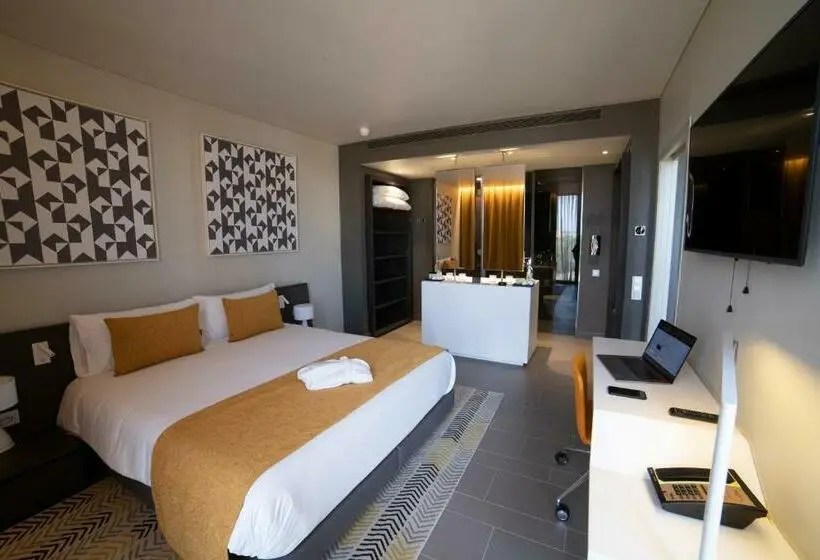 سوییت, Noom Hotel Niamey