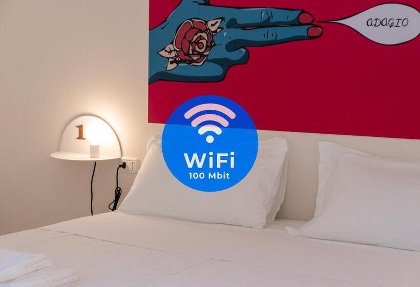 Номер Стандарт Совместная Ванная, Lobby Collective Hostel  Lecce