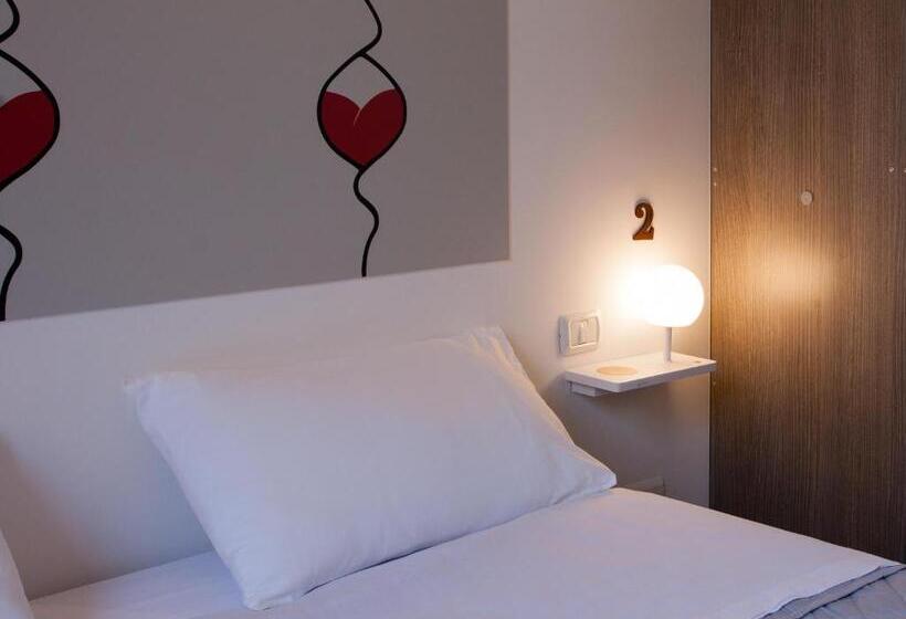 Номер Deluxe, Lobby Collective Hostel  Lecce