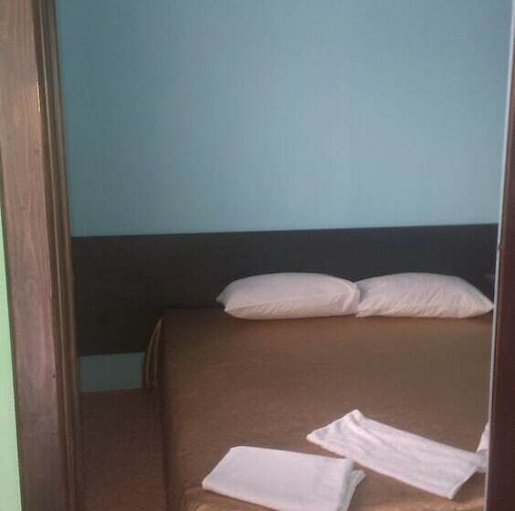 جناح عائلي غرفتين نوم, Guest House Vera