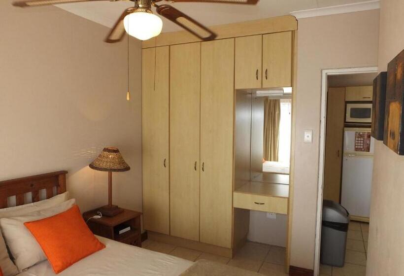 דירת חדר, Summerstrand Beach Lodge