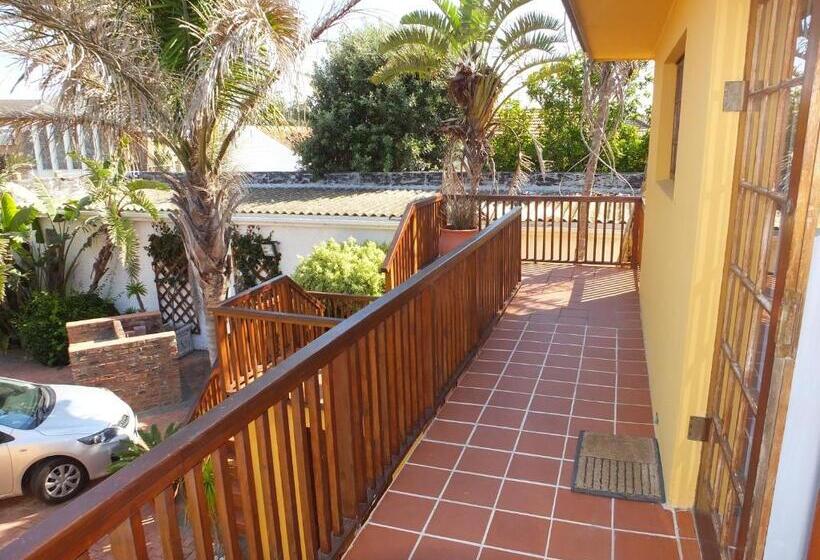 דירת חדר, Summerstrand Beach Lodge