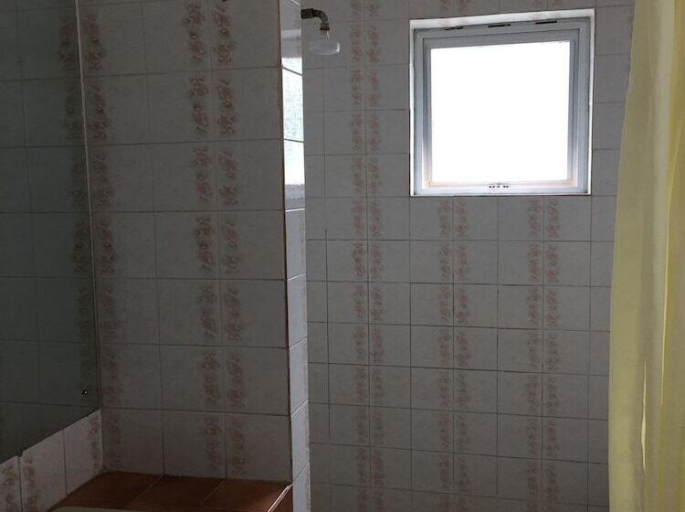 آپارتمان 2 خوابه, Wayside Beach Apartments