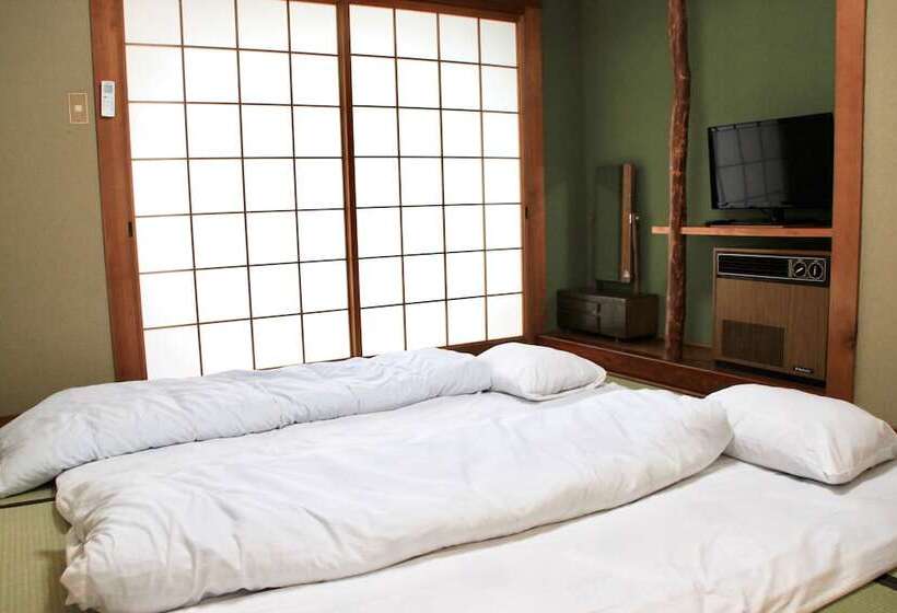 Трехместный Номер Комфорт, Beppu Kannawa Onsen Hiromiya