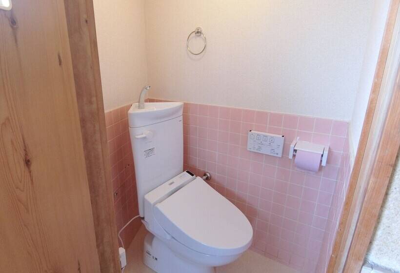 Семейный Номер, Beppu Kannawa Onsen Hiromiya