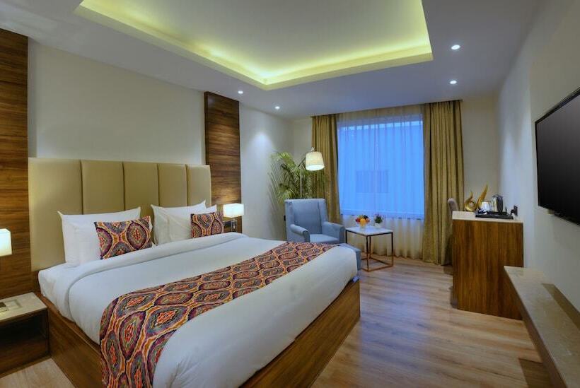 اتاق لوکس, Golden Tulip Agra