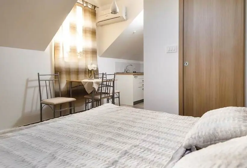 Komfortos Stúdió, La Perla Apartments