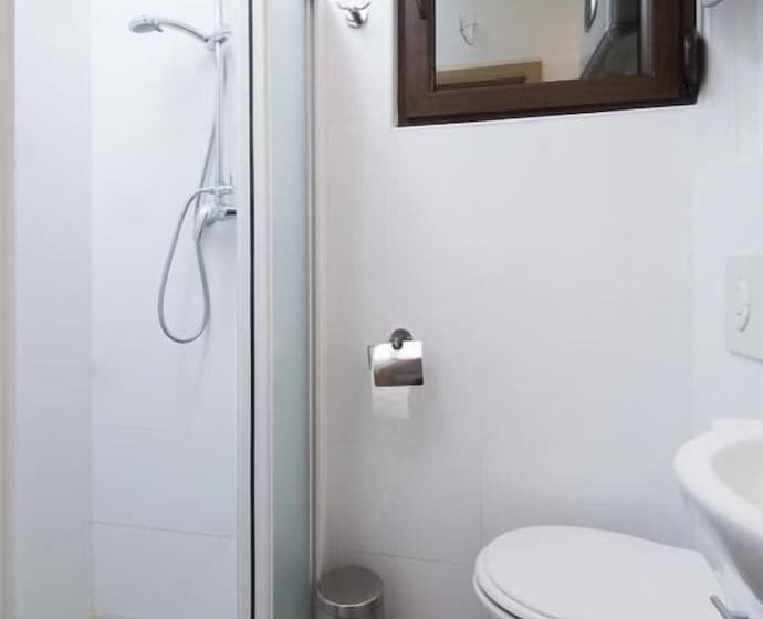 Estúdio Comfort, La Perla Apartments