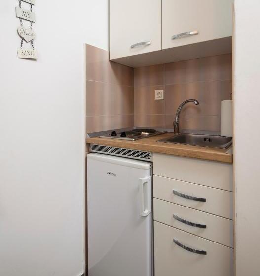 Estúdio Economy, La Perla Apartments