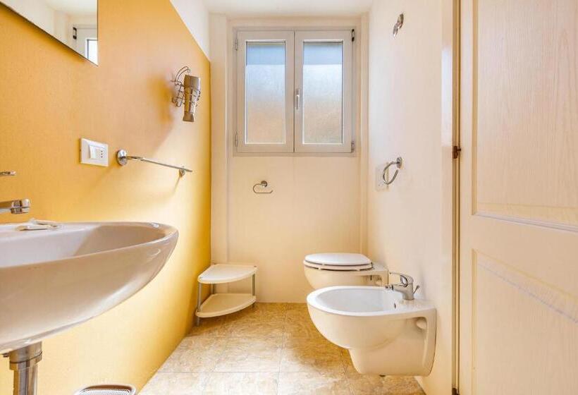 חדר סטנדרט לארבעה, B&b La Torre