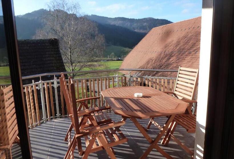 דירת שני חדרים, Rommelehof