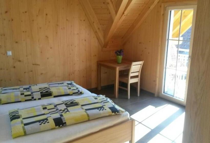 דירת שני חדרים, Rommelehof